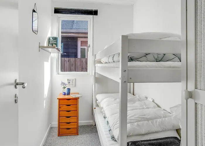 Loella - 35m From The Sea By Interhome *