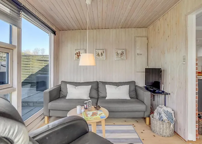 Loella - 35m From The Sea By Interhome 別荘 *